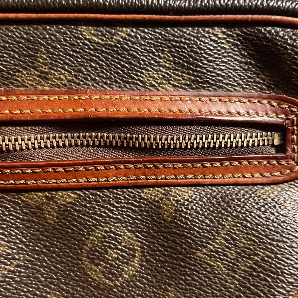 Authentic Vintage Louis Vuitton Marley clutch wristlet pouch - Picture 15 of 15